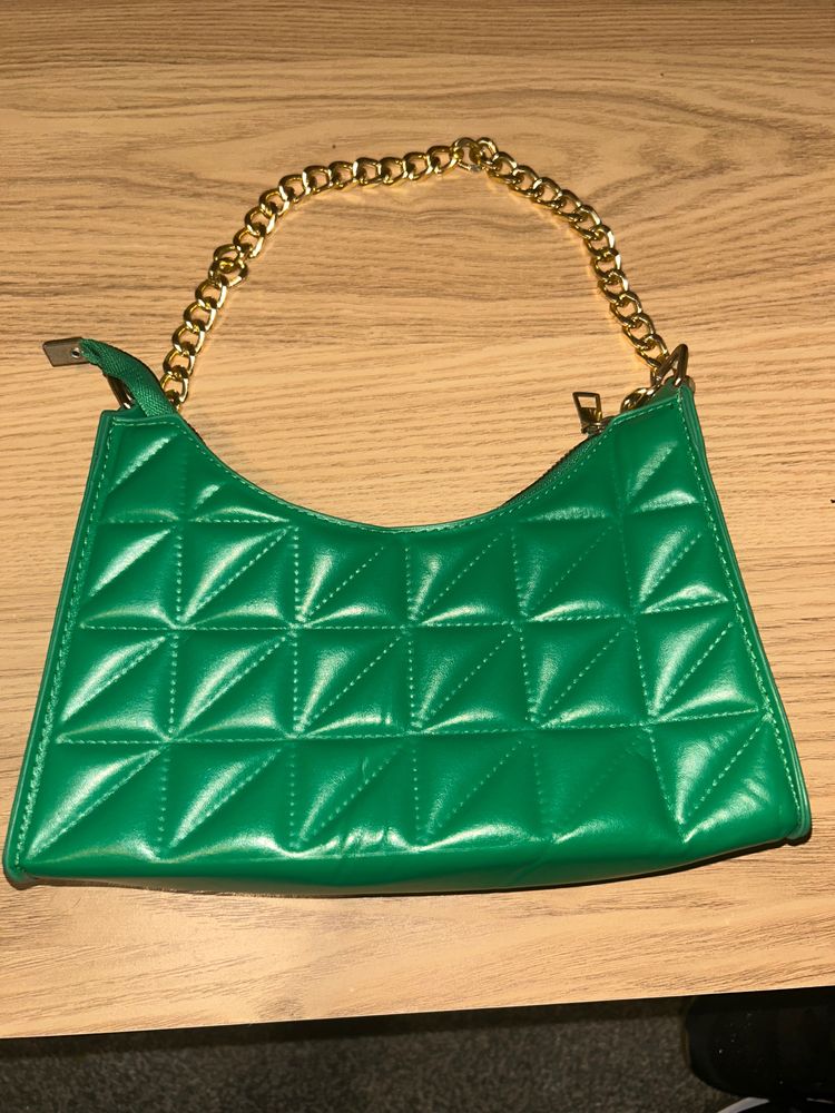 Other Green Quilted Handbag With Gold Chain Strap product image