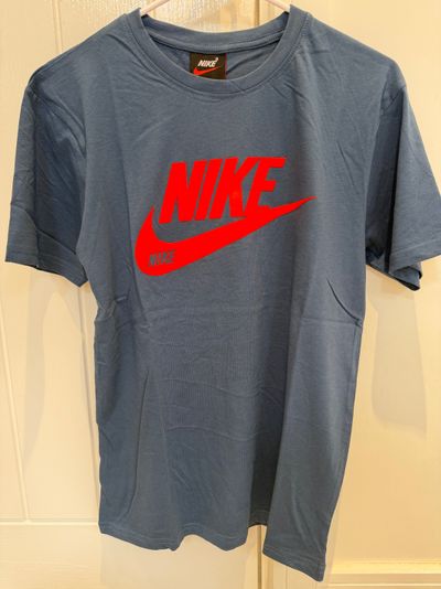 Nike T-Shirt - Factory Seconds