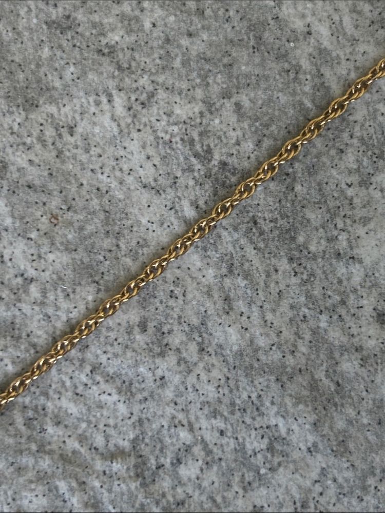 Gold Chain Necklace With Pendant imagen 1