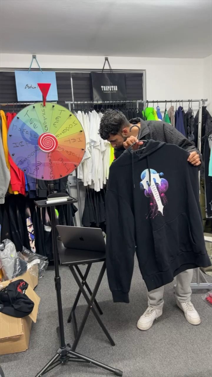 Trapstar trapstar jellyfish hoodie large  product image