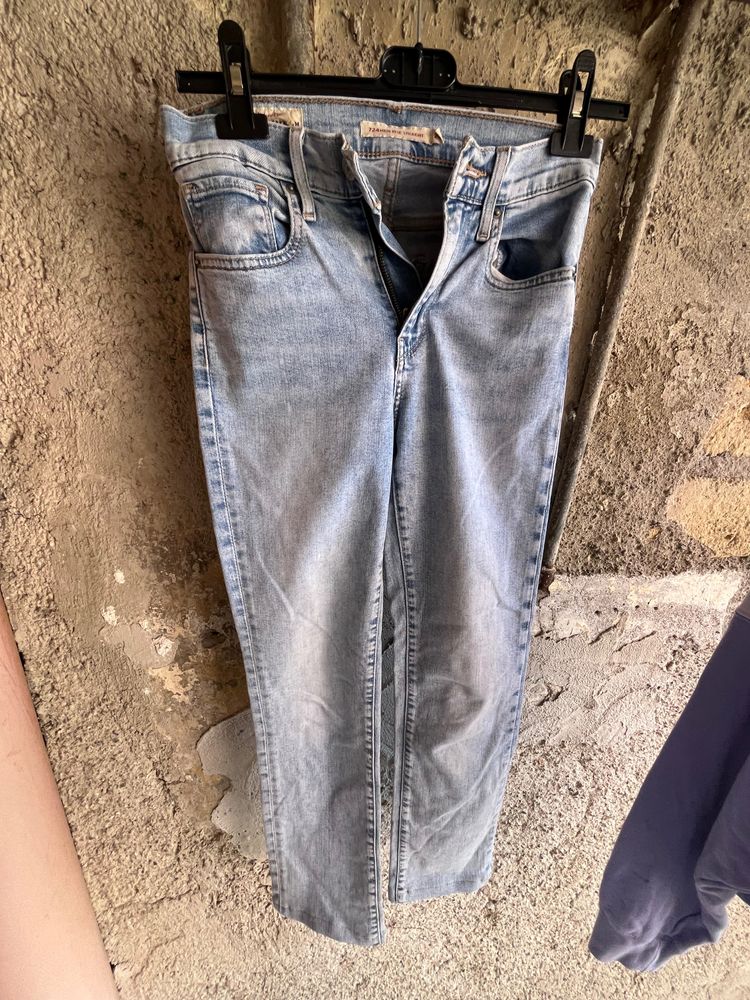 Levi's Levi'S 724 High Rise Straight Jeans product image