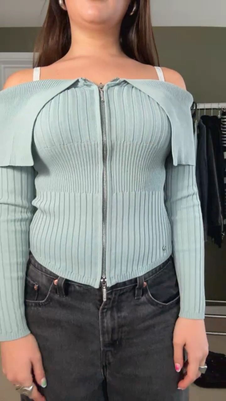 Guess GUESS LONGSLEEVE KNITTED  product image
