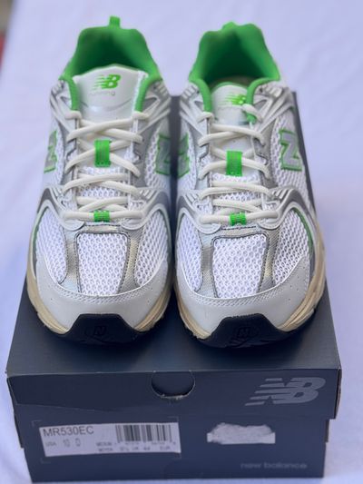 New Balance 530 running sneakers