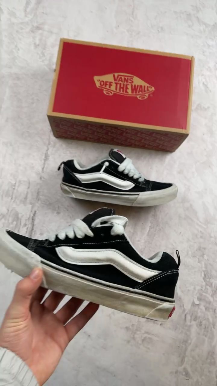 Vans Old Skool image 1