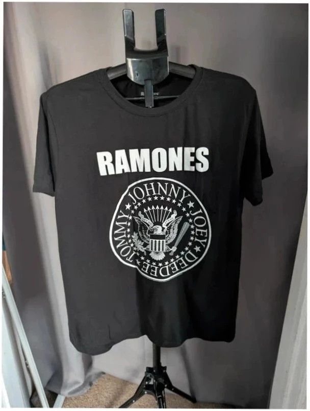Ramones Black Eagle Logo Graphic Band T Shirt L UK 14 16 image 1