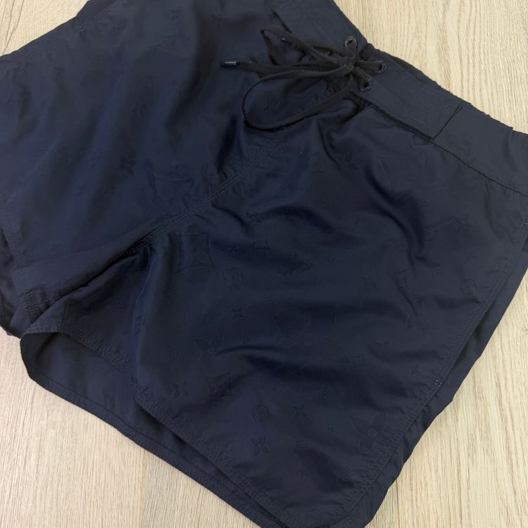 Immagine di Louis Vuitton Men’s Blue Swim Shorts - Medium 2