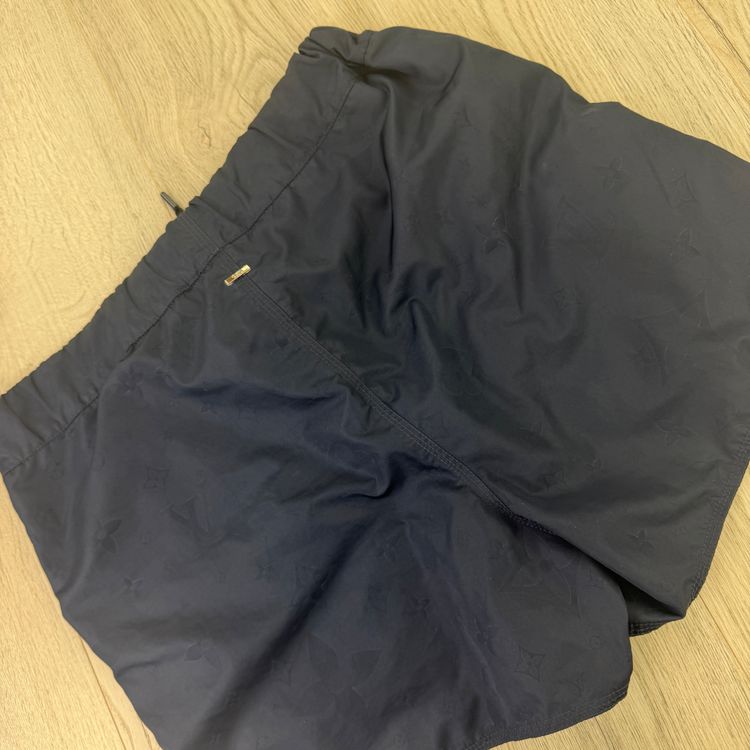 Immagine di Louis Vuitton Men’s Blue Swim Shorts - Medium 3