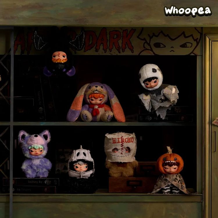 Hirono After Dark Collectible Dolls Set imagen 2
