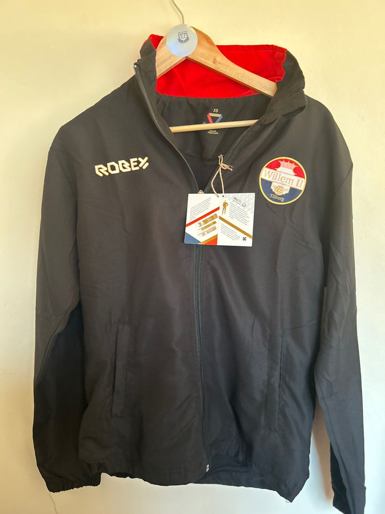 Willem II raincoat XS BNWT