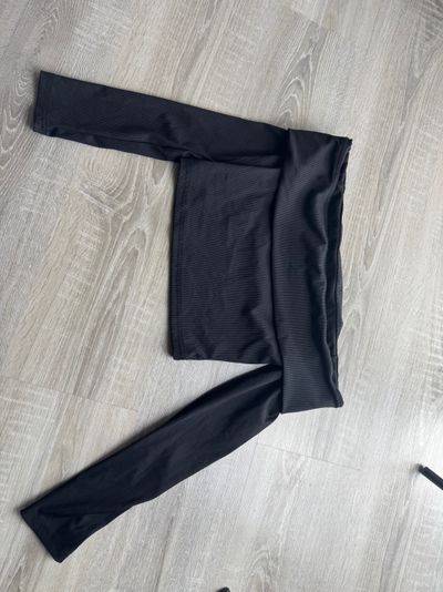 Black Off-Shoulder Long Sleeve Top