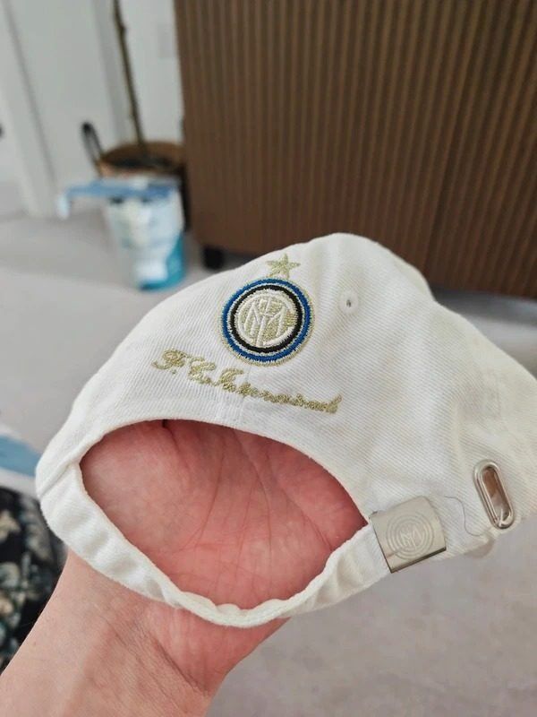 White And Blue Baseball Cap With Embroidery image 3