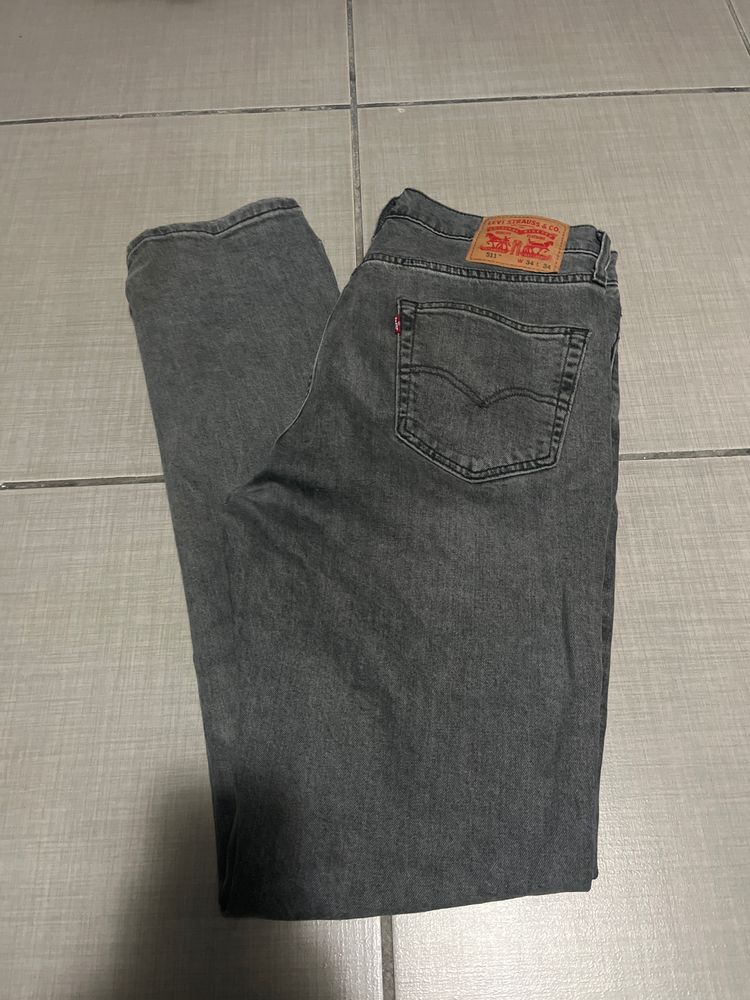 Levi'S Grey Denim Jeans