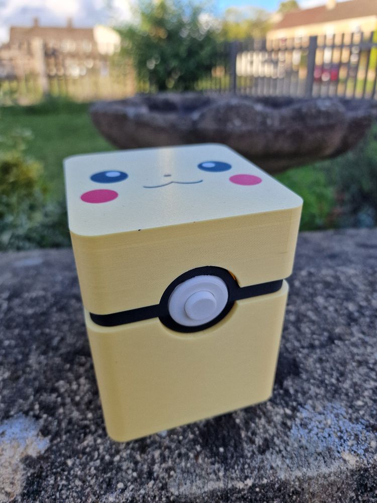 Pokemon Yellow Pikachu-Themed deck Box product image
