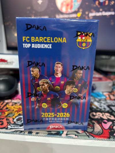 Fc Barcelona 2025-2026 Top Audience Collectible Set