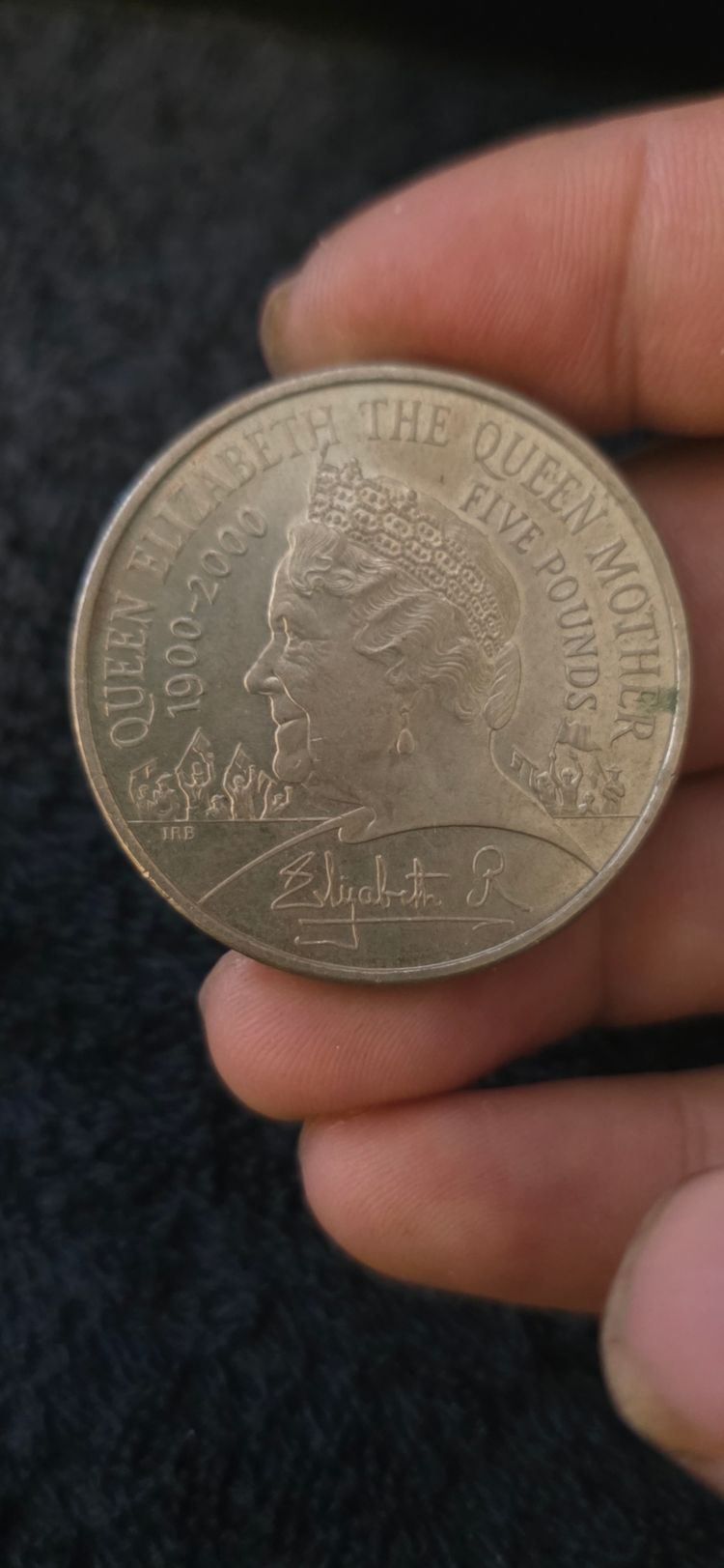 £4). Commemorative Coin