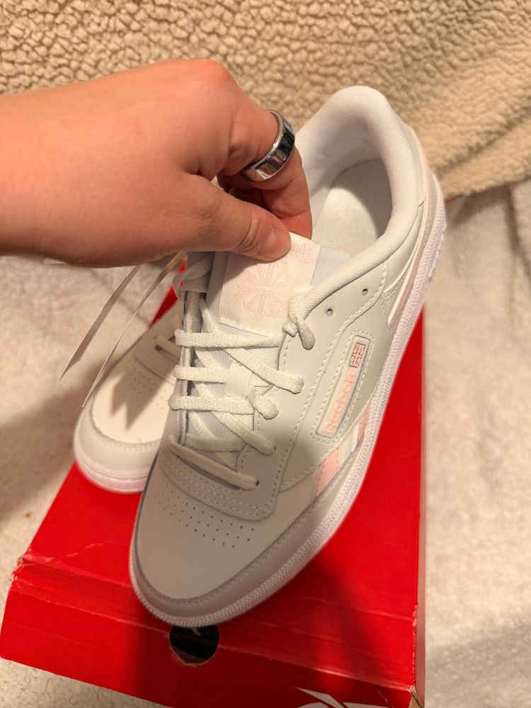Reebok Club C Revenge Kids Tennis Shoes imagen 2