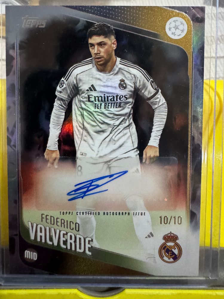 Topps Federico Valverde Autographed Football Trading Card