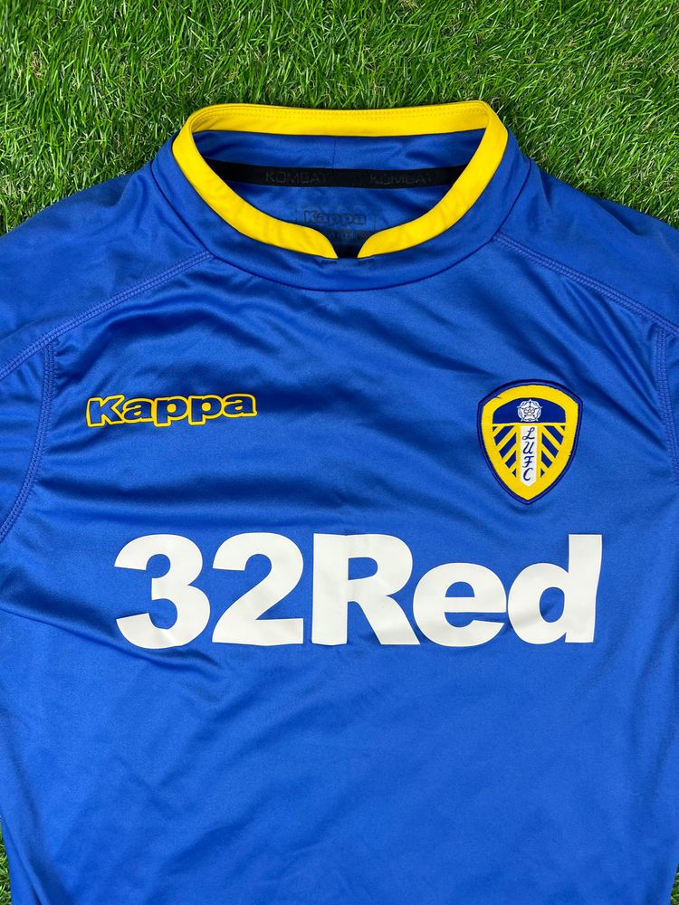 Leeds United 2016/2017 away football shirt- kappa- size small  2