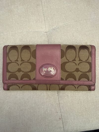Coach Women'S long Wallet