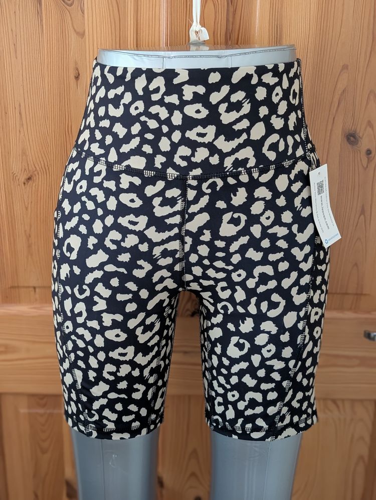 Other Leovqn Black And White Leopard Print Biker Shorts product image