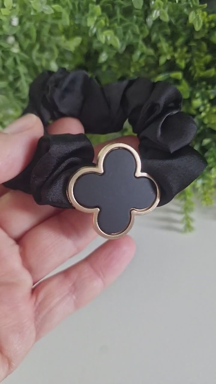 Clover Hair Band image 1