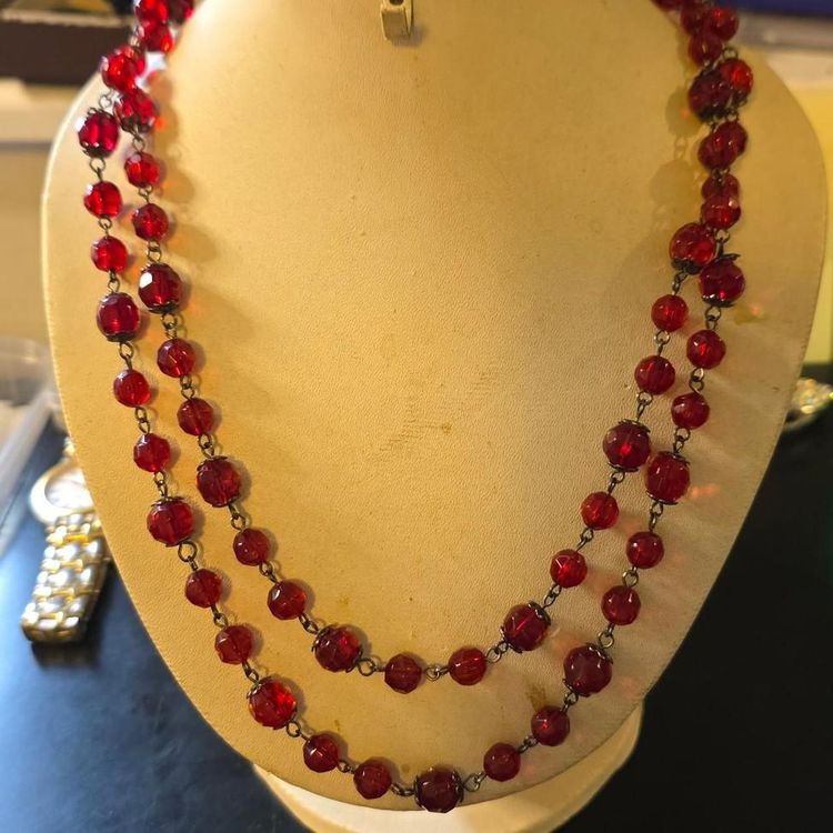 Red Beaded Necklace cherry glass  image 1