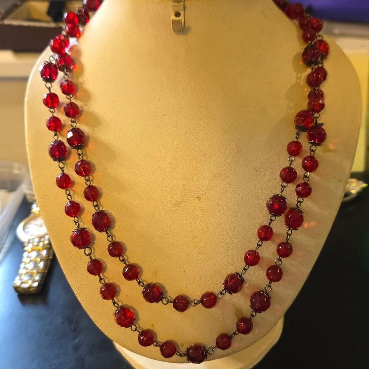 Immagine di Red Beaded Necklace cherry glass  5