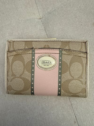 Coach purse PRE LOVED