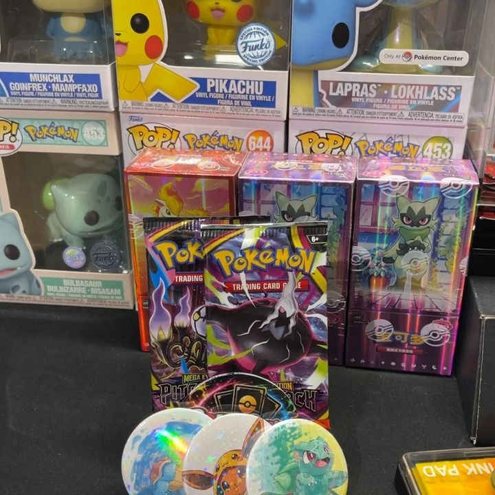 Other x 2 Pitch Black & badges product image