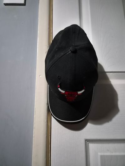Chicarg bulls Black Baseball Cap With Red Bull Logo