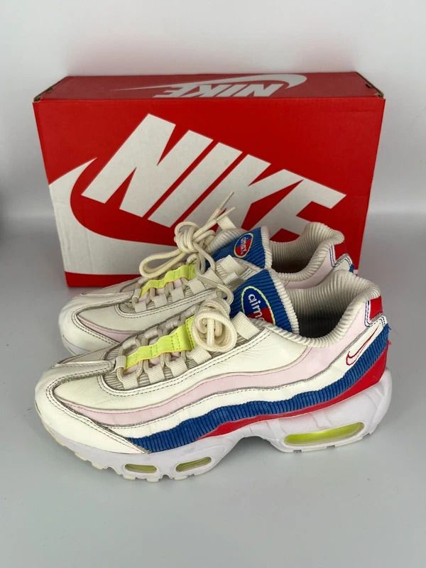 Nike Women Air Max 95 SE - Size 36,5