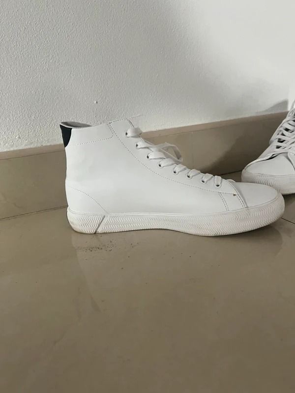Lacoste White High-Top Sneakers imagen 3