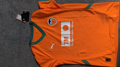 Puma Valencia Cf 2024/25 Home Shirt medium