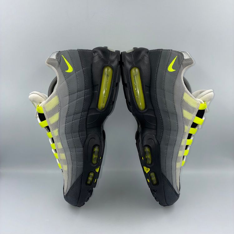 Nike Air Max 95 OG Neon 2020 UK 9.5 7