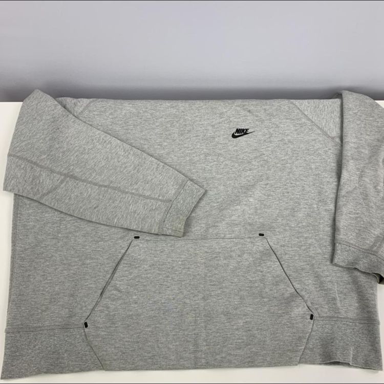Nike sweatshirt 2