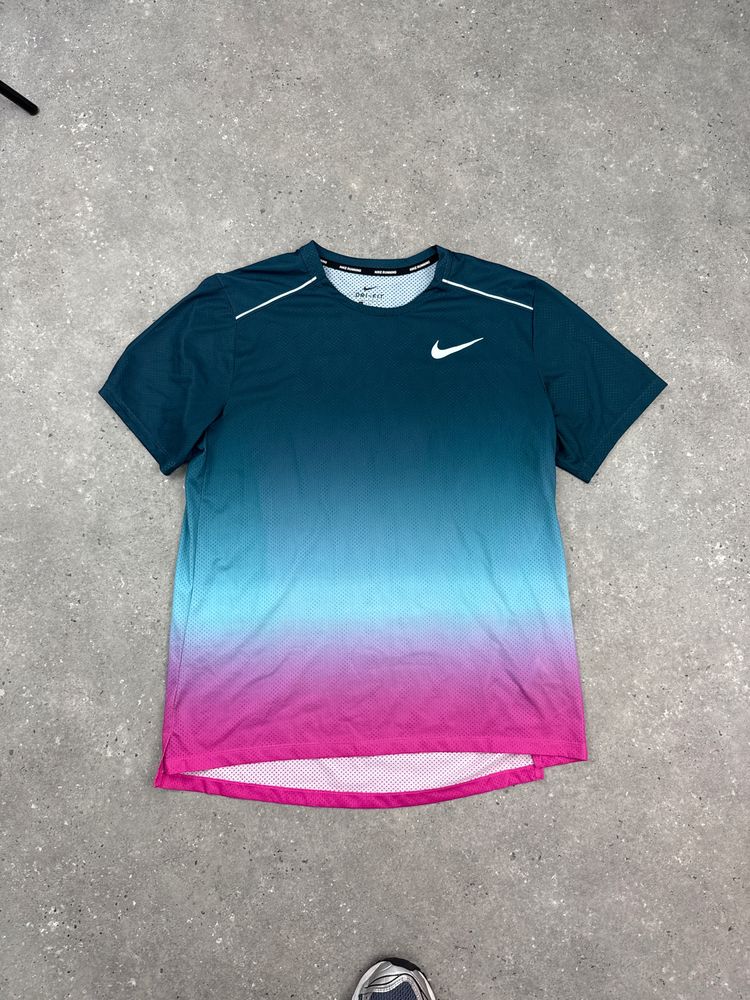 Nike Miler Gradient Colour T-Shirt