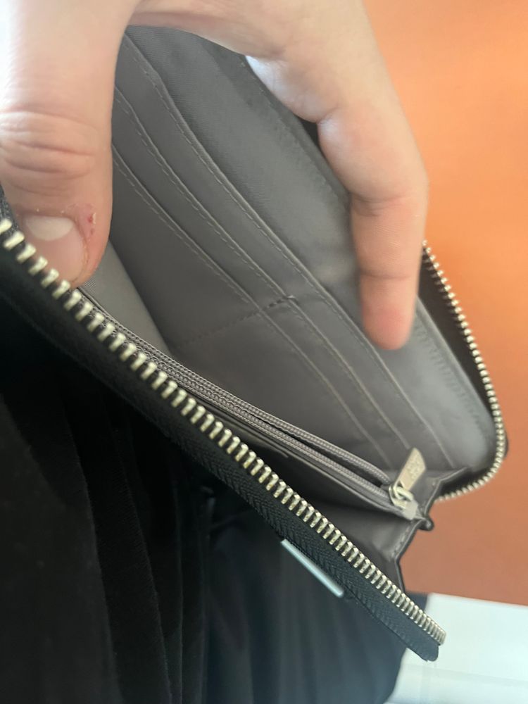 George Gina & Lucy Black Zip Wallet 4