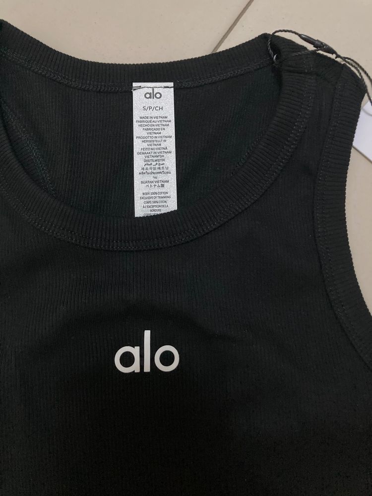 Alo Black Cropped Tank Top obraz 5