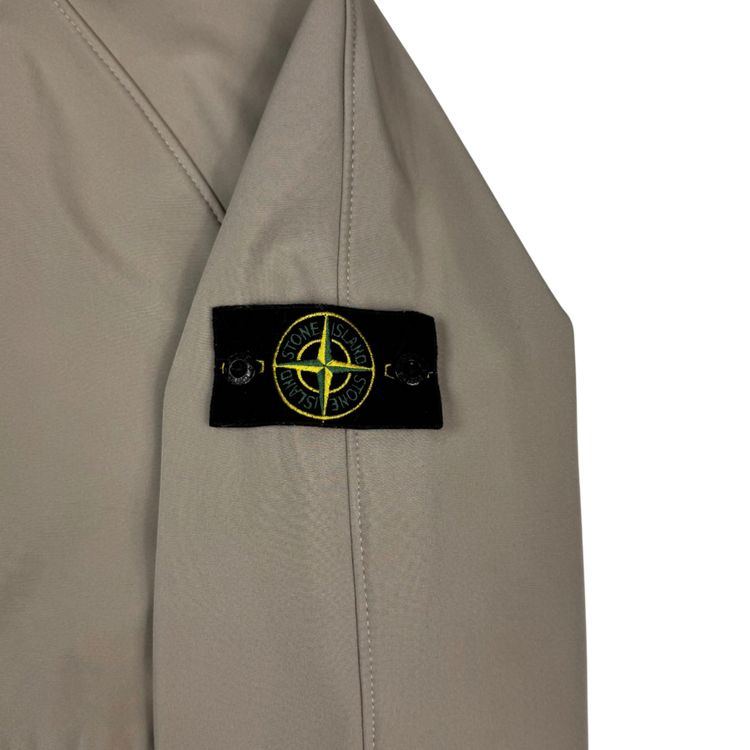 Chaqueta Stone Island Light Soft Shell-R e.dye Technology in Recycled Polyester beige - talla M imagen 6