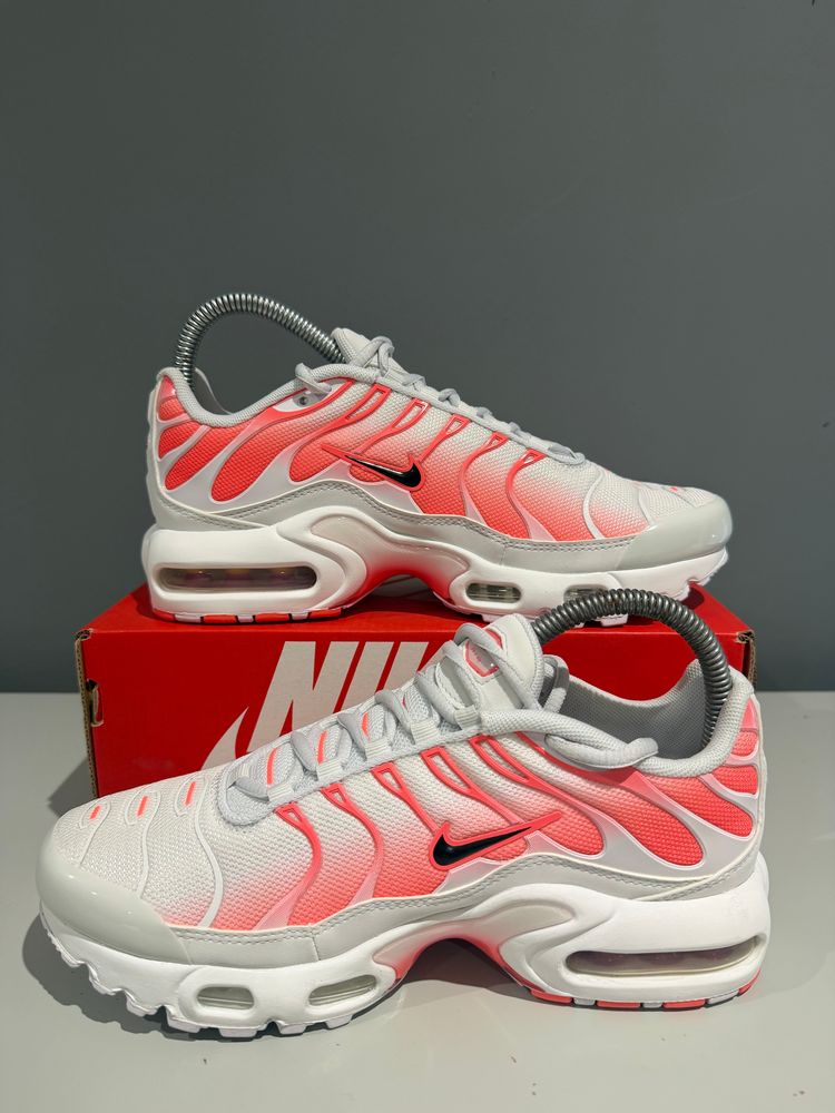Nike Air Max Plus Pink Coral Uk 4.5 image 2