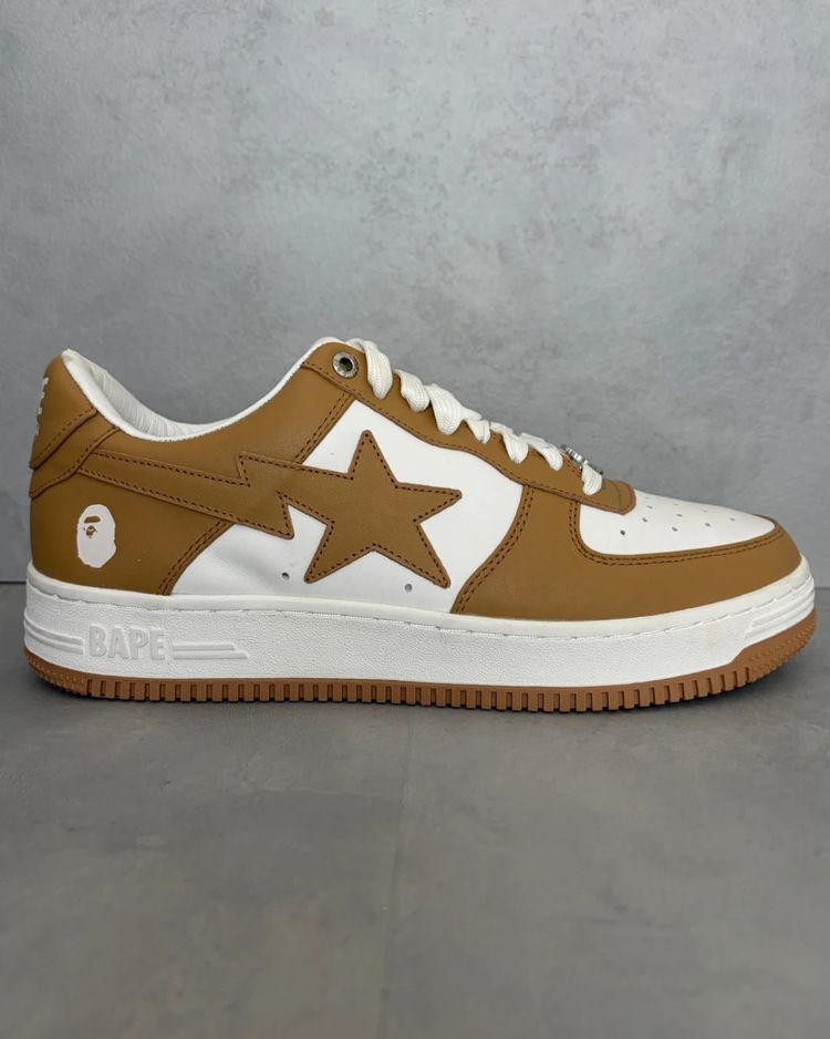 Bape Bapesta beige - UK9 image 1
