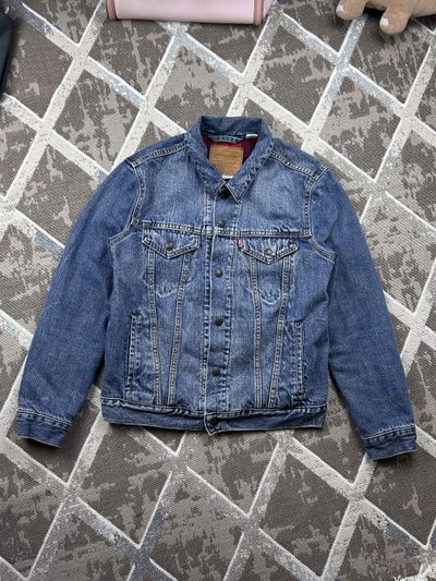 Levi'S Denim Jacket With Red And Black Checkered Lining