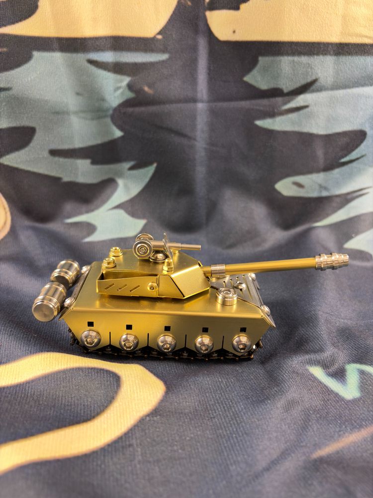 Metal Tank Model imagen 3