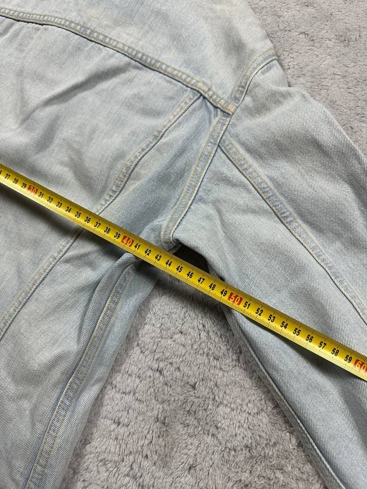 Immagine di Levi Strauss & Co. Light Blue Denim Jacket 1997 10