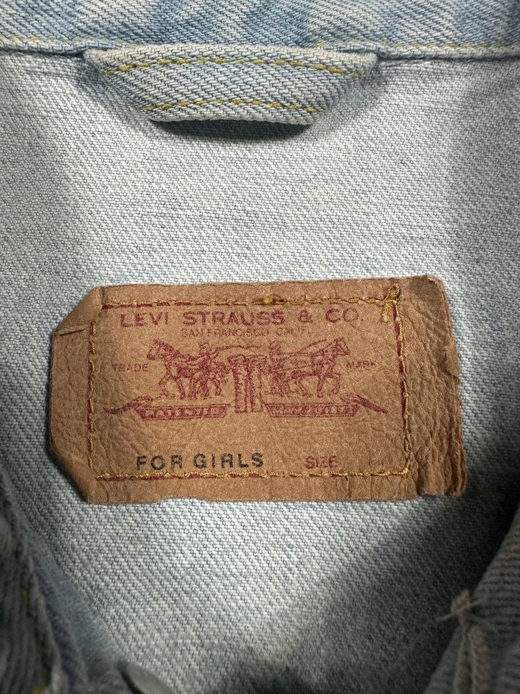 Immagine di Levi Strauss & Co. Light Blue Denim Jacket 1997 4