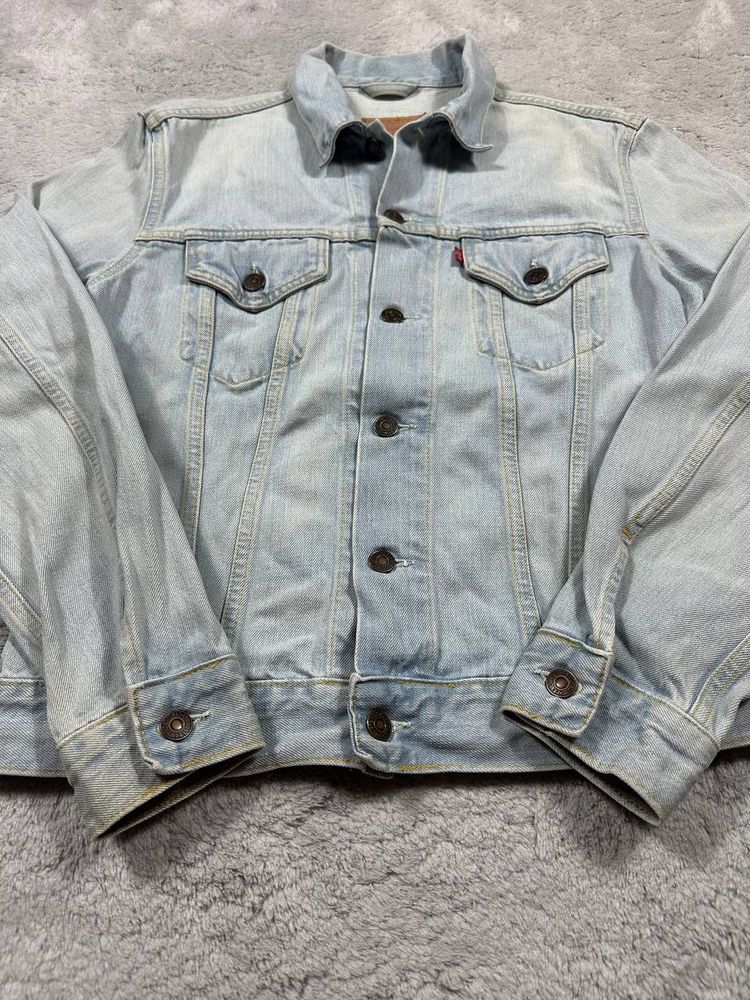 Immagine di Levi Strauss & Co. Light Blue Denim Jacket 1997 3