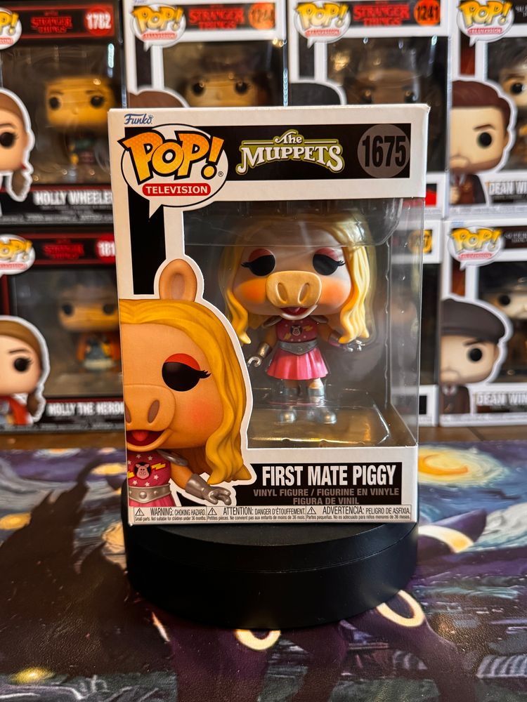 Funko Pop! The Muppets - First Mate Piggy  #1675
