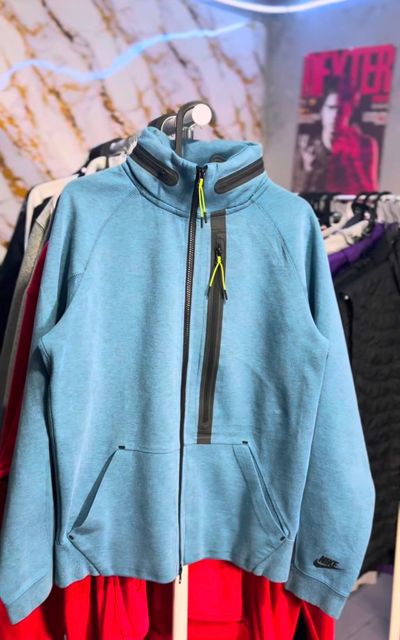 Nike Tech Fleece Vintage Full Zip – Cappuccio a Scomparsa – Rare M