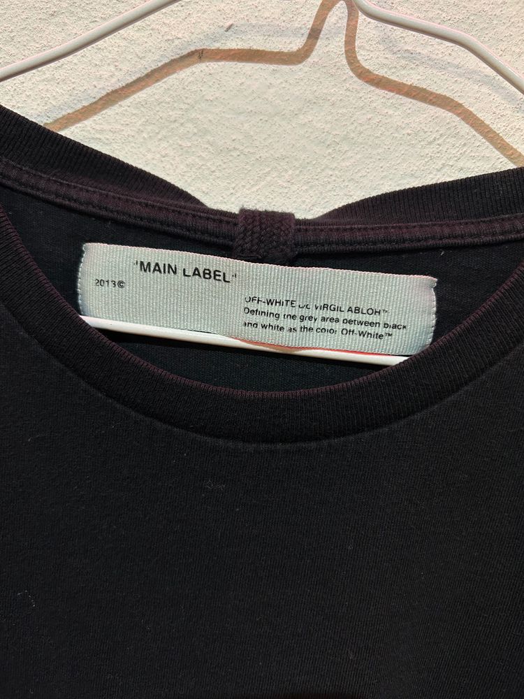 Off-White Black Graphic T-Shirt image 3