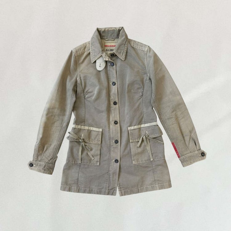 Immagine di Prada button up trench 9